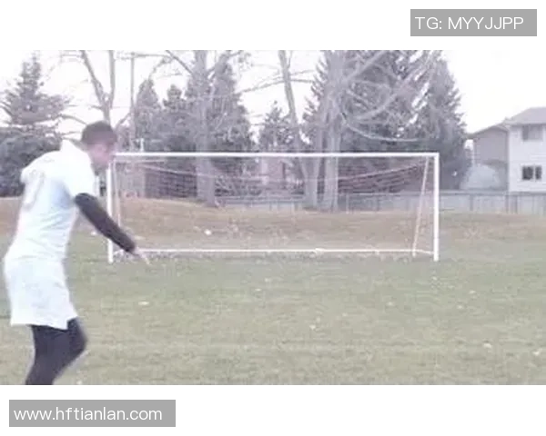 足球旋转进的技巧与战术解析助你在比赛中轻松破门得分